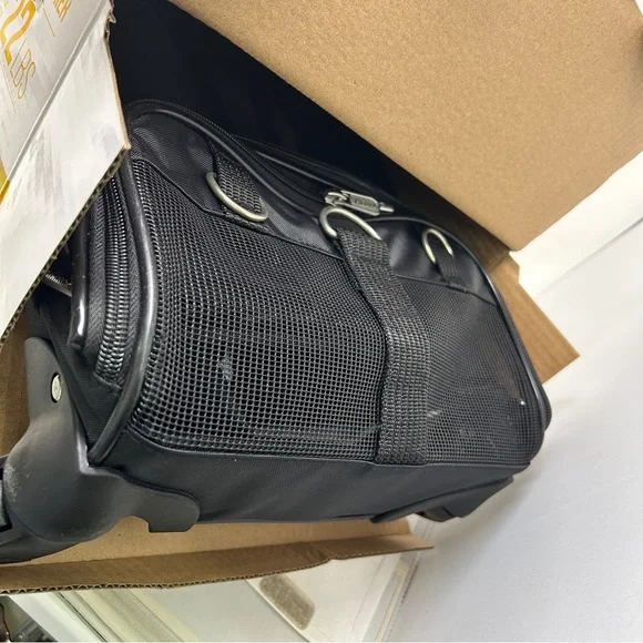 Sherpa Ultimate on Wheels Dog & Cat Carrier Bag